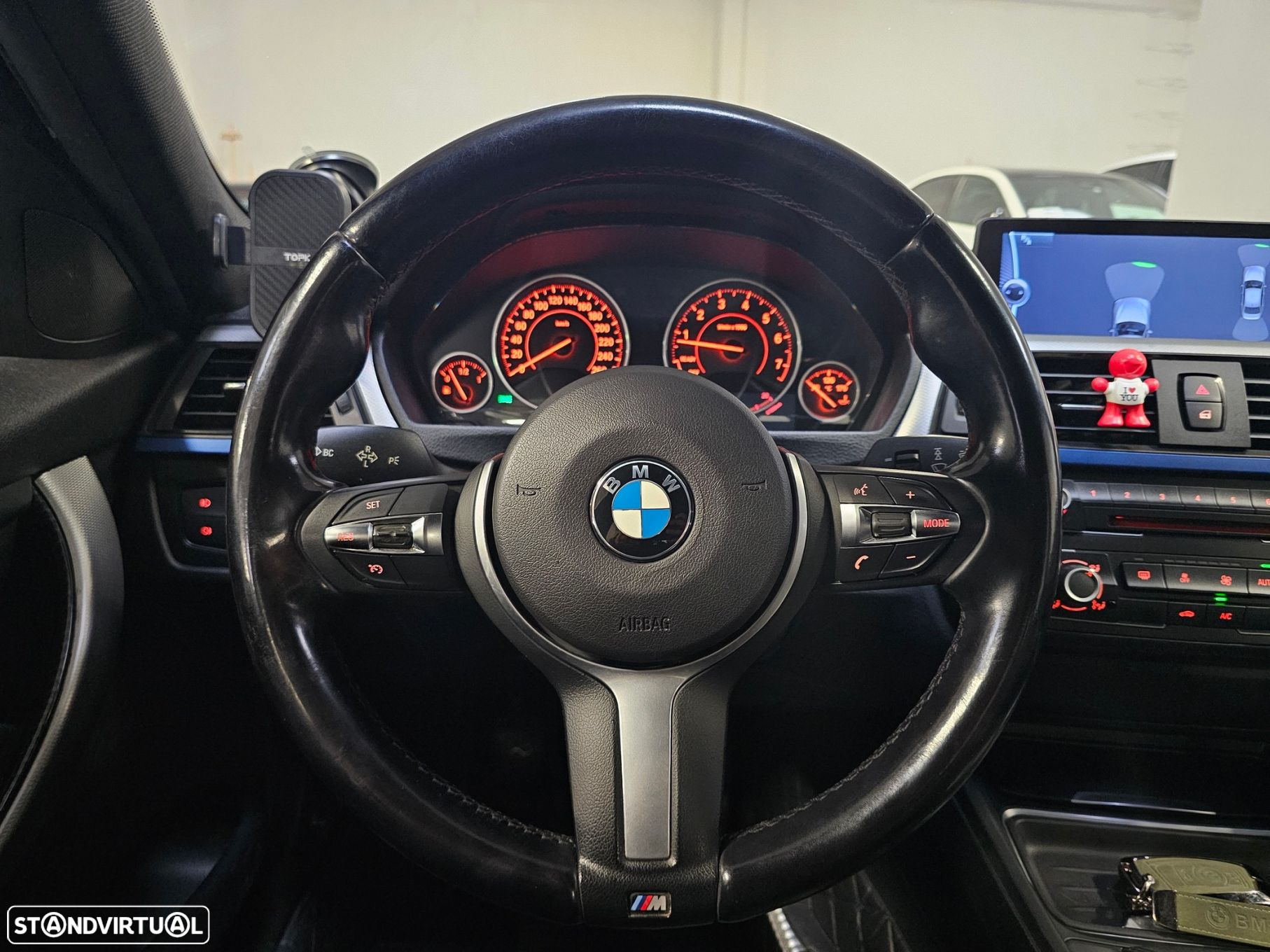 BMW 328 i Pack M - 14