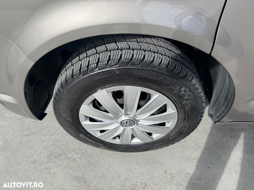 Volkswagen Multivan - 32