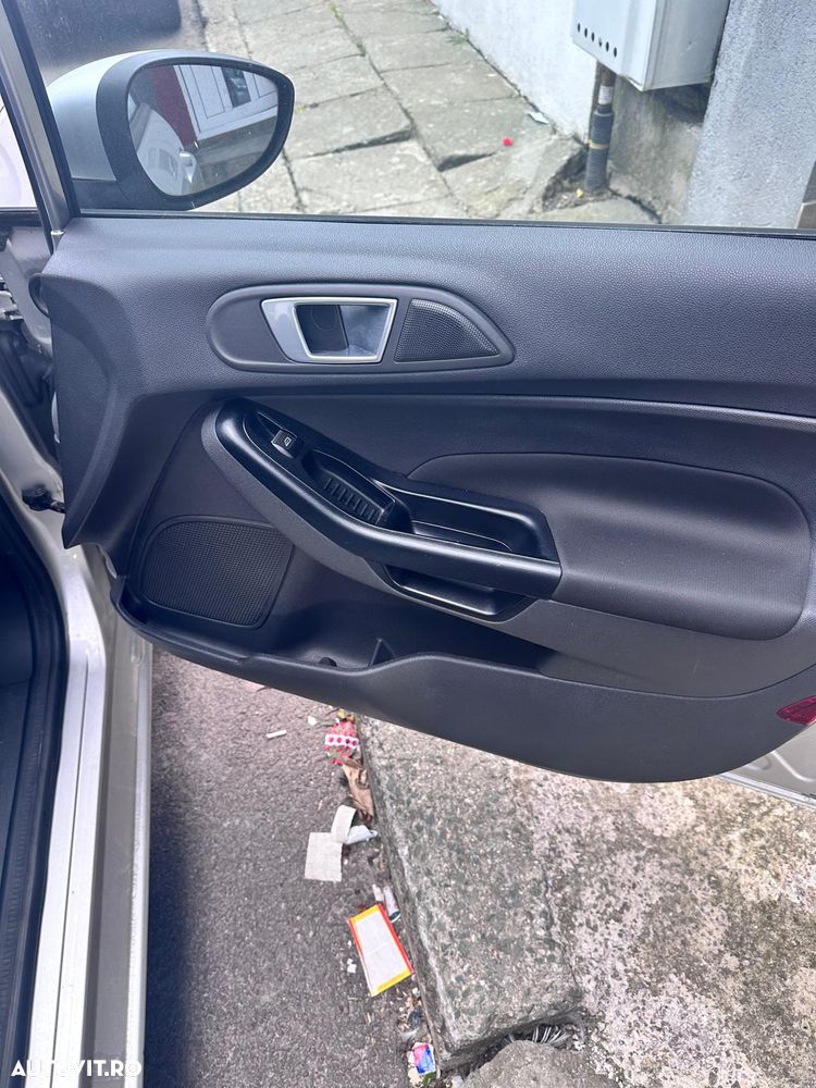 Ford Fiesta 1.5 TDCi Titanium - 13