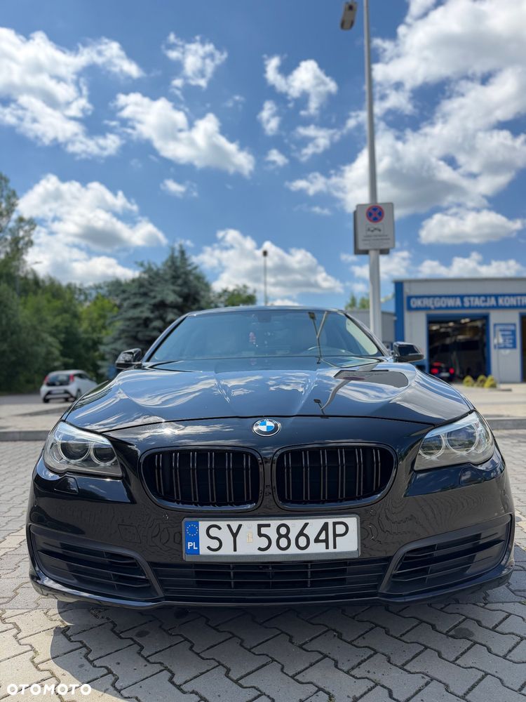 BMW Seria 5 520d xDrive - 1