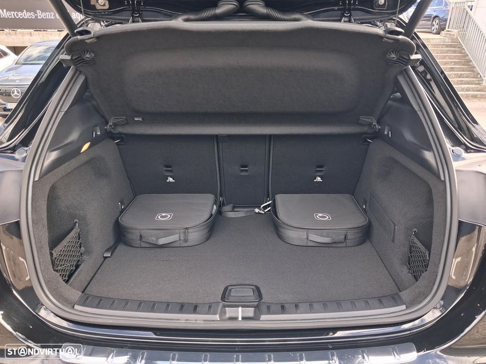 Mercedes-Benz GLA 250 e AMG Line - 13