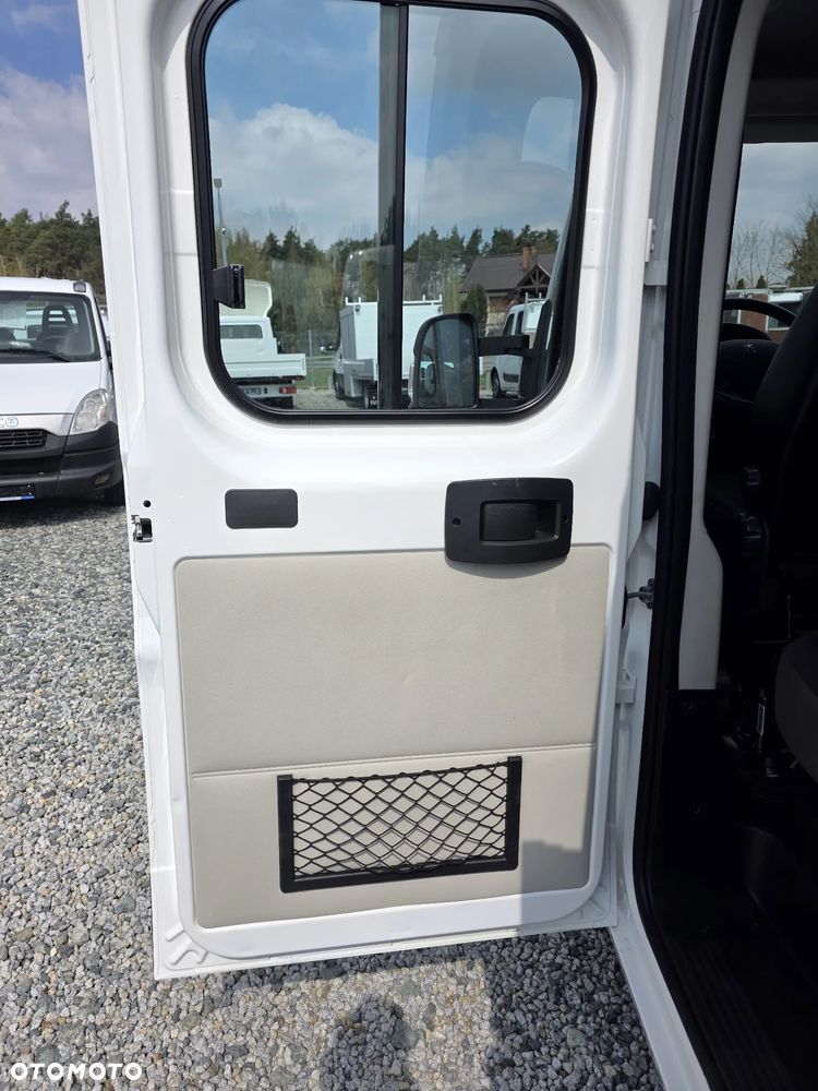 Peugeot BOXER 2,0 HDI 163 KONNA DOKA BRYGADÓWKA 7 OSOBOWA 3M SKRZYNIA KLIMA WEBASTO 138T/KM PRZEBIEGU GWARANCJA 16 CALOWE KOŁA - 22