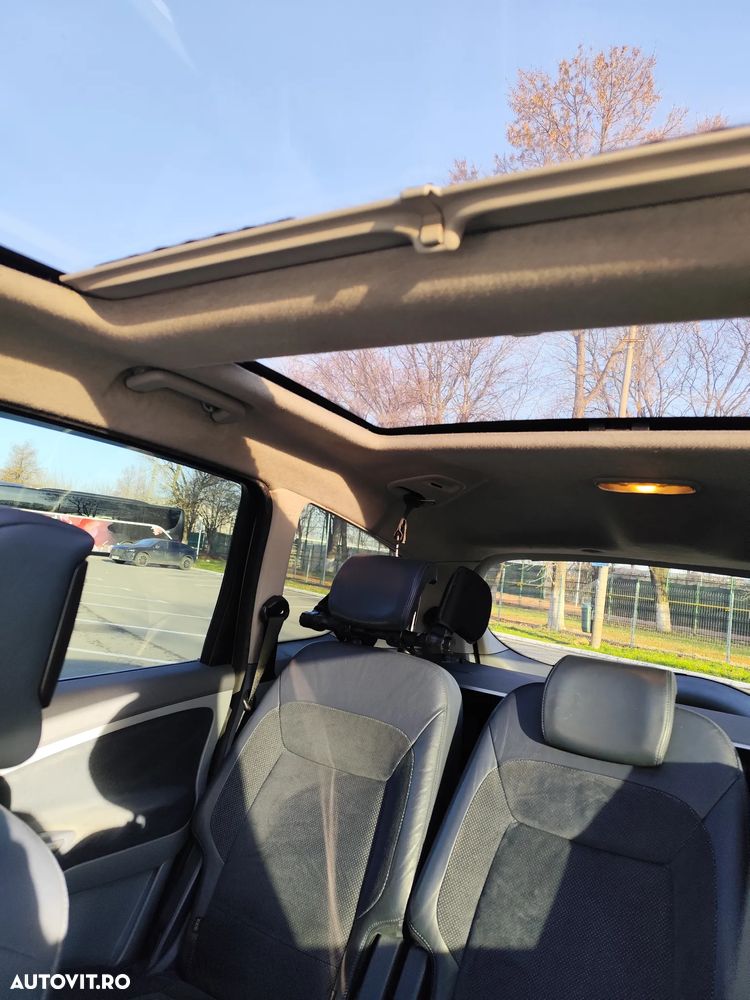 Ford S-Max 2.0 TDCi Titanium - 6