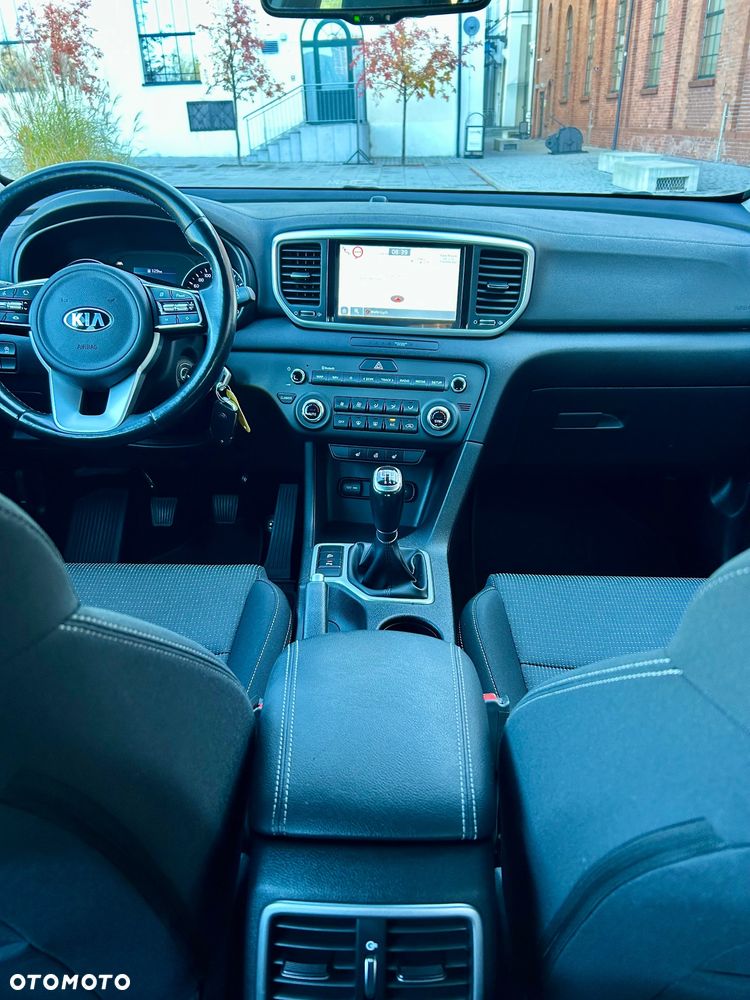 Kia Sportage 1.6 T-GDI 2WD VISION - 30
