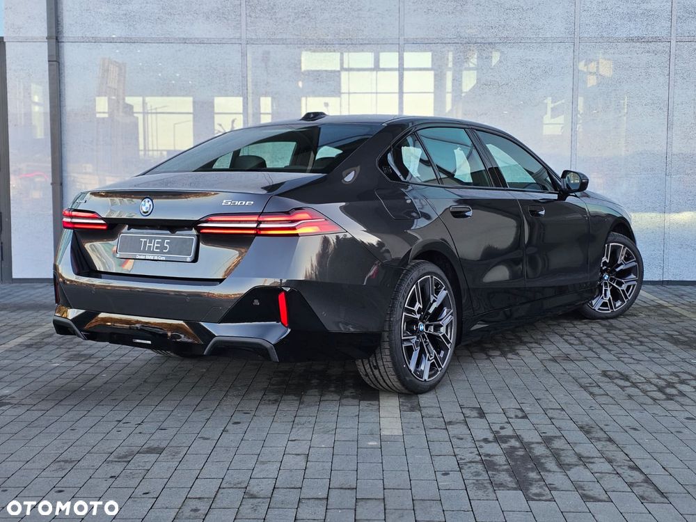 BMW Seria 5 530e xDrive PHEV - 5