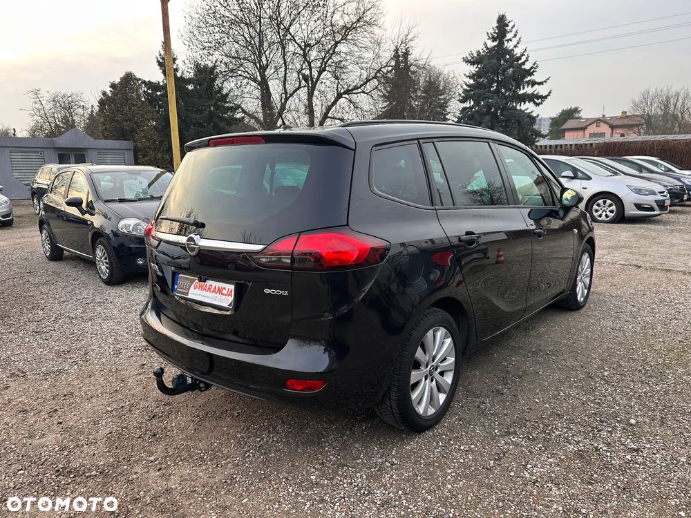 Opel Zafira - 10