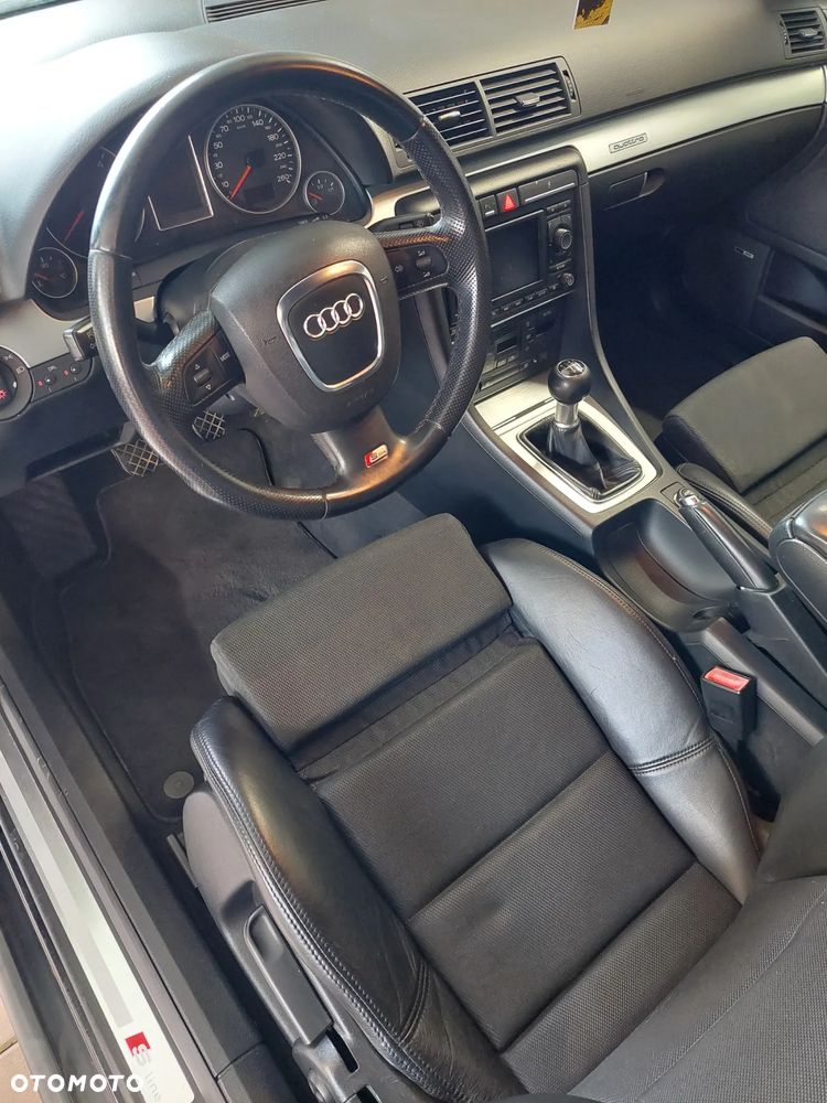 Audi A4 Avant 2.0 TDI DPF quattro S line Sportpaket (plus) - 12