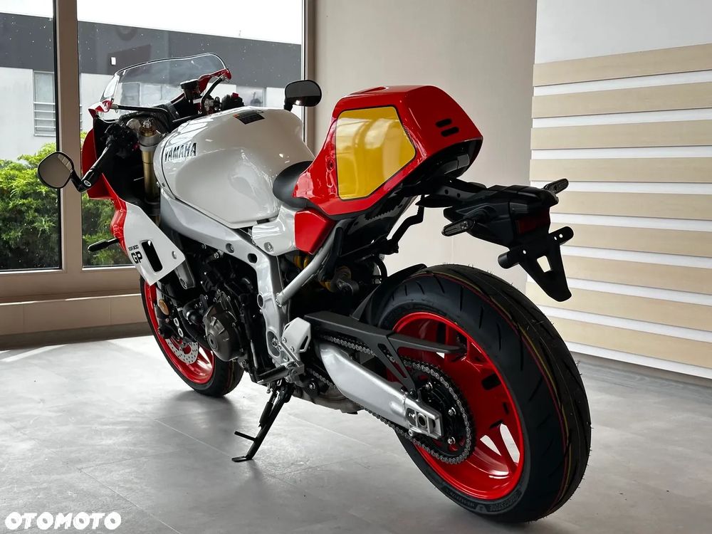 Yamaha XSR - 3