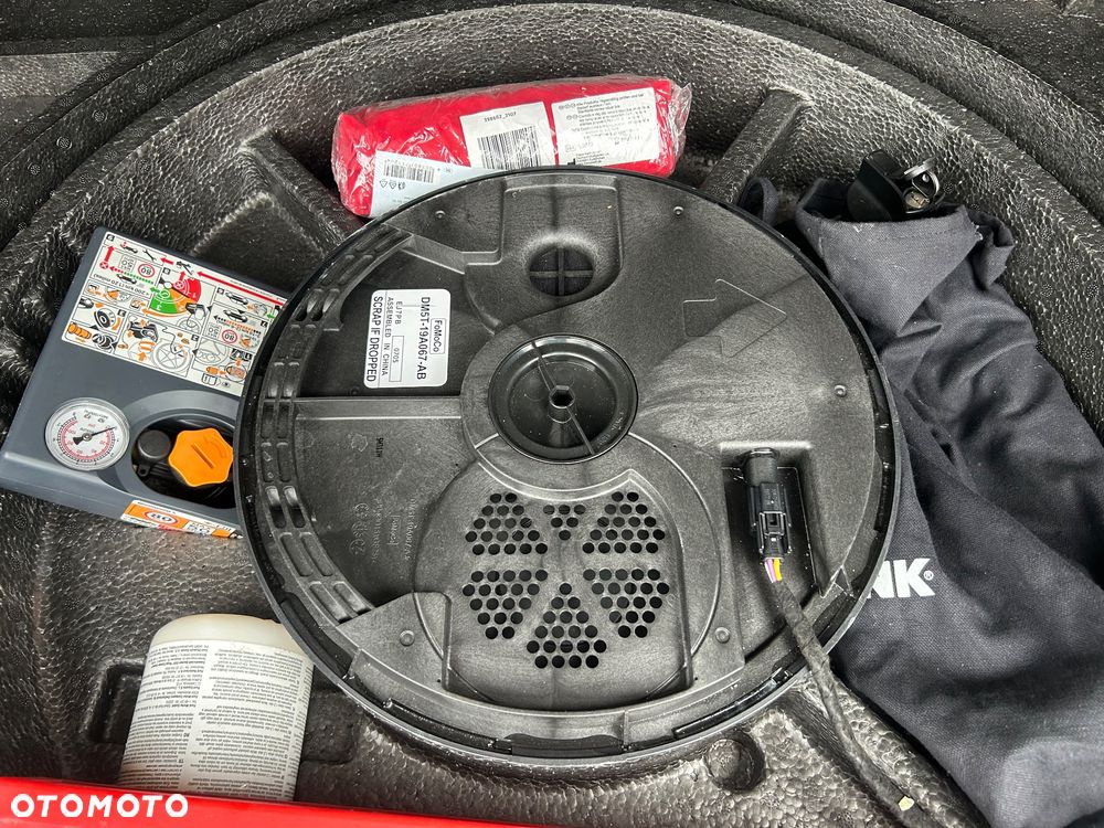 Ford Kuga 1.5 EcoBoost FWD ST-Line ASS - 24