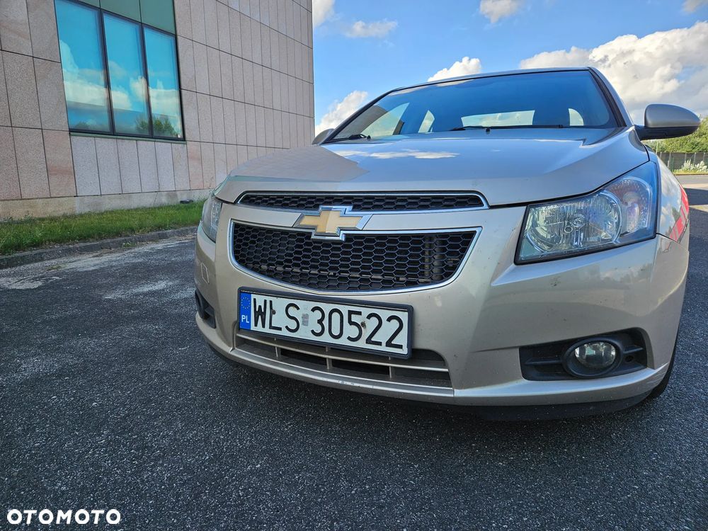 Chevrolet Cruze 1.6 LS - 9