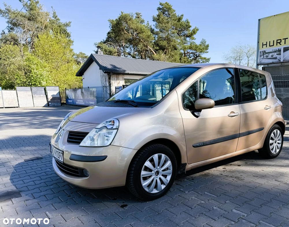 Renault Modus - 1