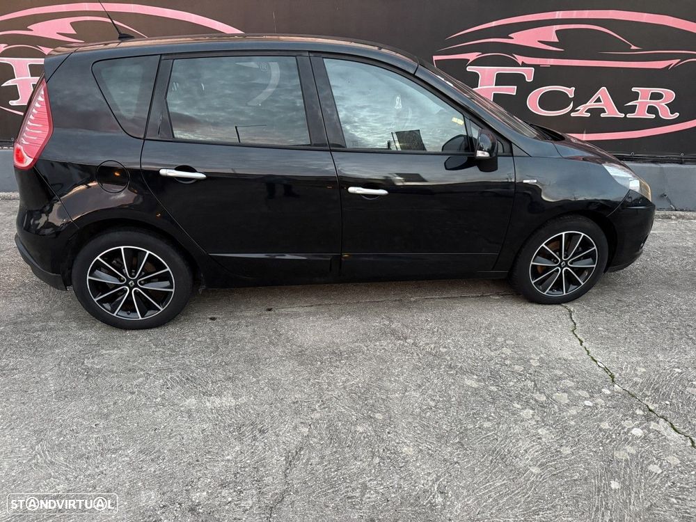 Renault Scénic 1.6 DCi Bose Edition - 3