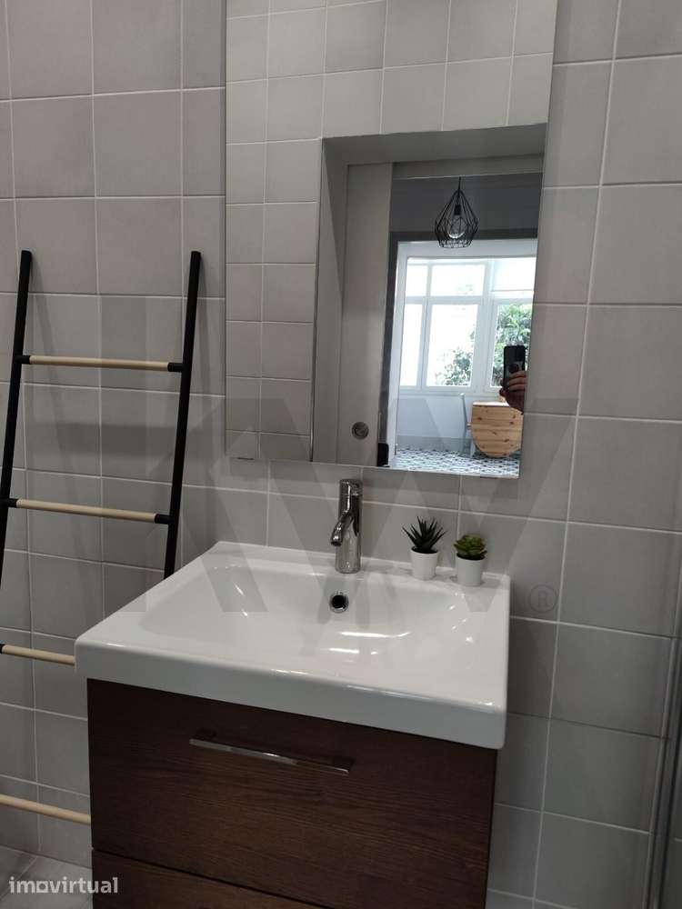 T4 Remodelado. Junto ao Elétrico 28 e Metro Anjos Excelente Oportunida - Grande imagem: 5/29