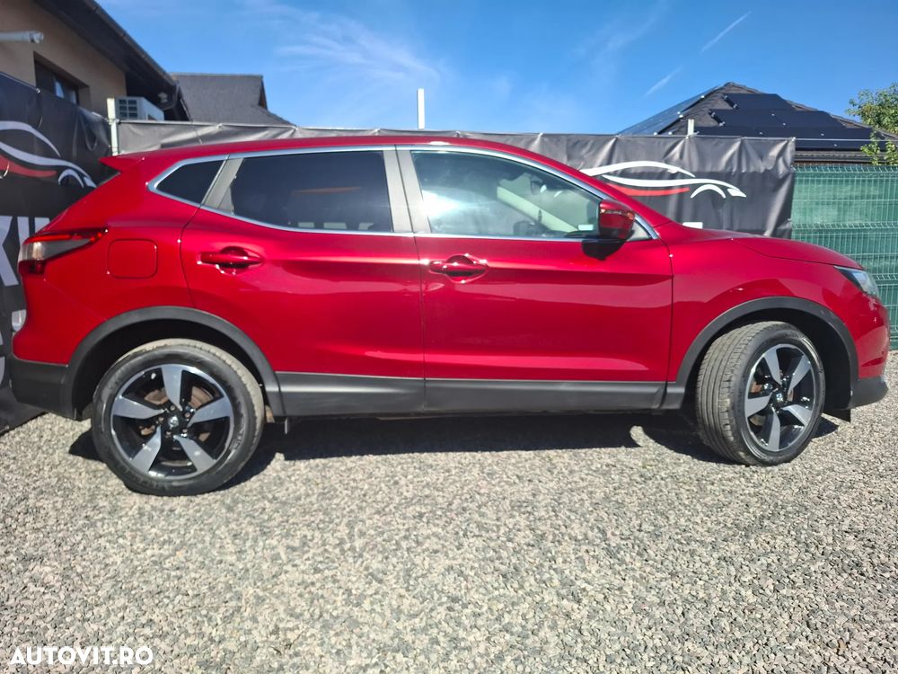 Nissan Qashqai 1.5 DCI Start/Stop N-Connecta - 8