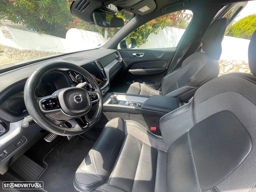Volvo XC 60 2.0 B4 R-Design - 8