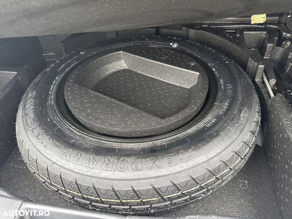 Toyota C-HR 1.8 HSD 4x2 CVT C-enter - 27