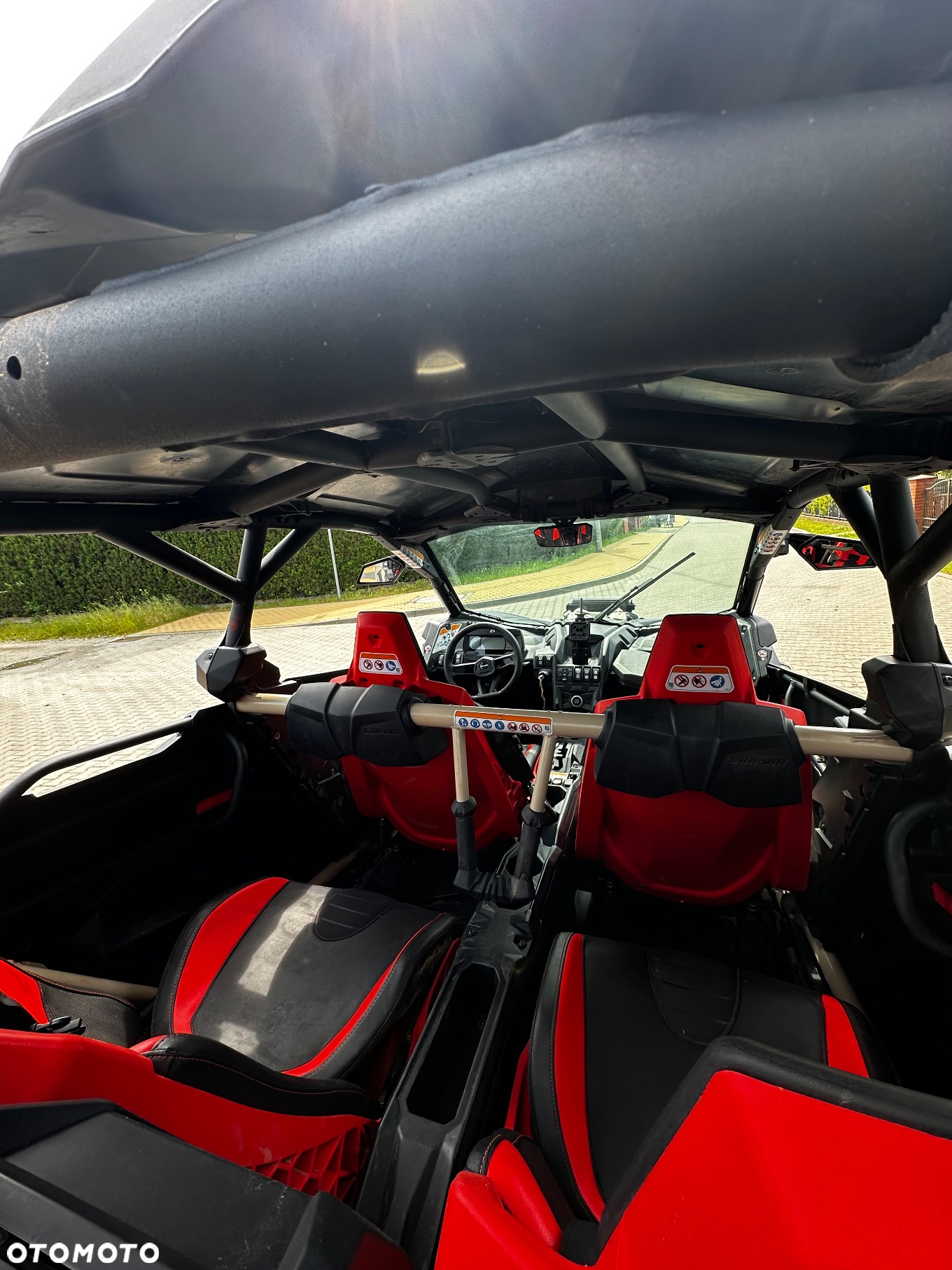 Can-Am Maverick - 10