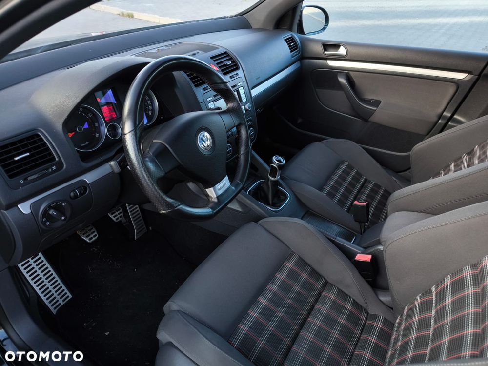 Volkswagen Golf 2.0 TSI GTI - 9