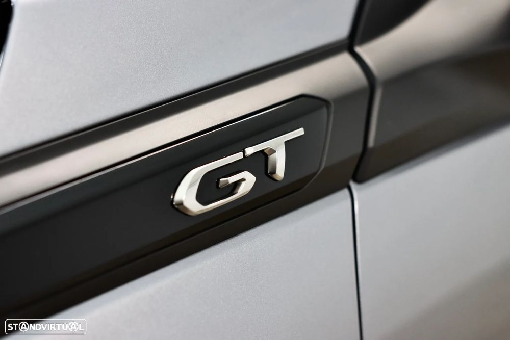 Peugeot 2008 PureTech 155 EAT8 GT - 4