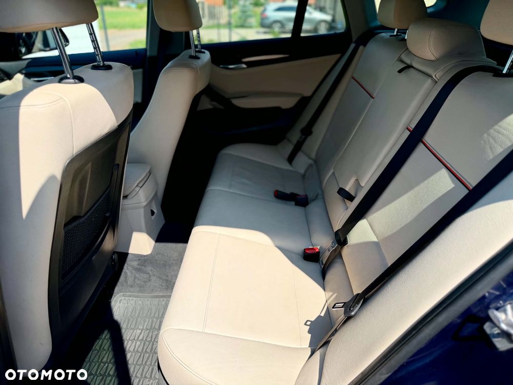 BMW X1 xDrive18d - 7