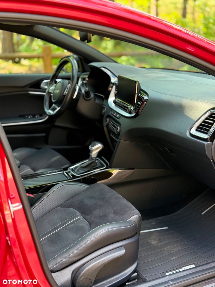 Kia ProCeed 1.5 T-GDI GT Line DCT - 11