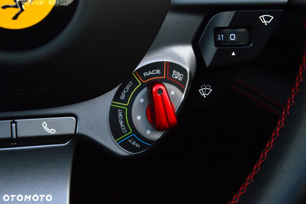 Ferrari Portofino M - 34