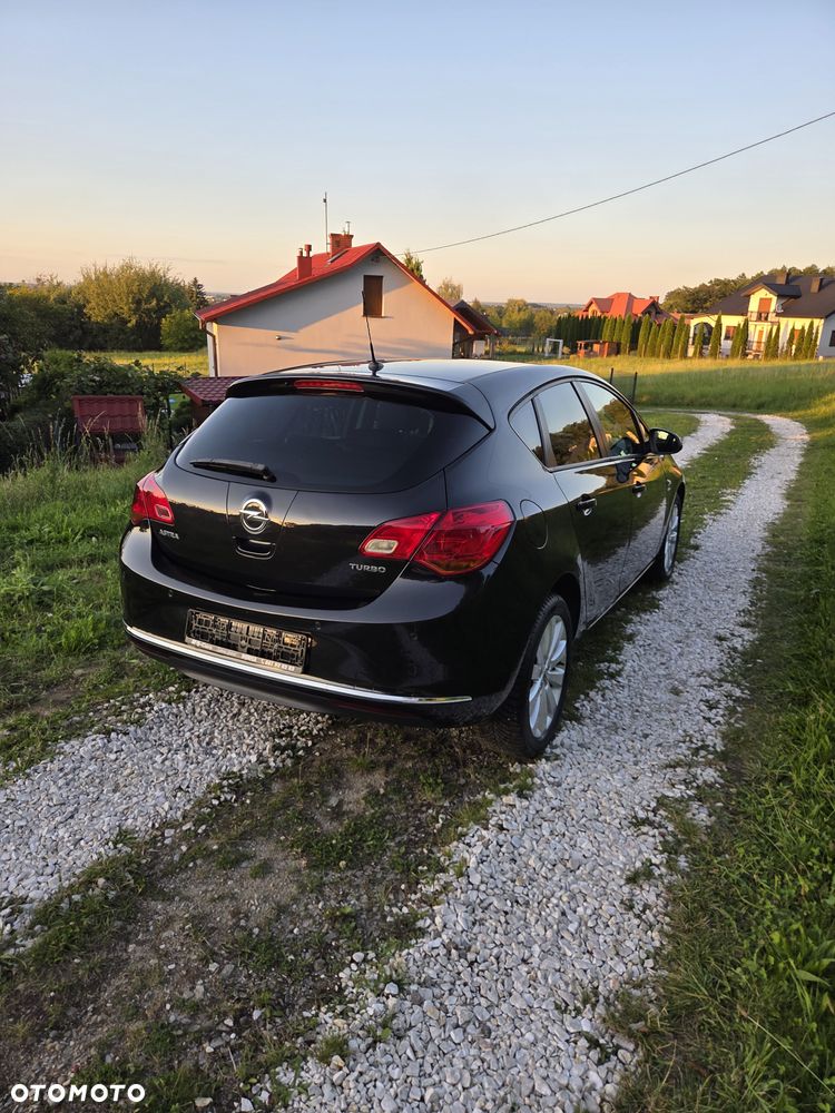 Opel Astra - 4