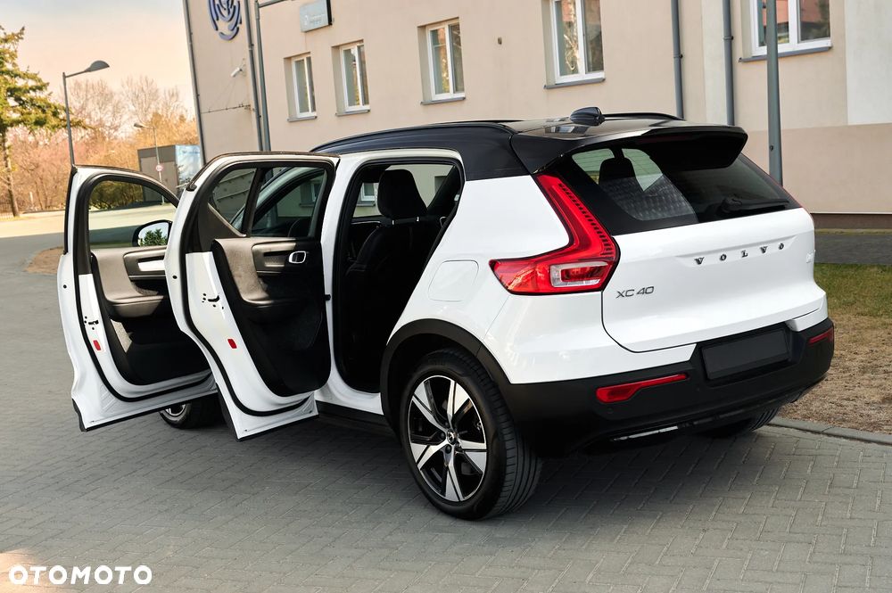 Volvo XC 40 P8 AWD Recharge RDesign - 22