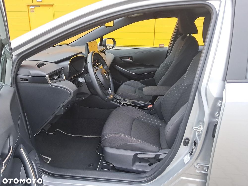 Toyota Corolla 1.8 Hybrid Comfort - 10