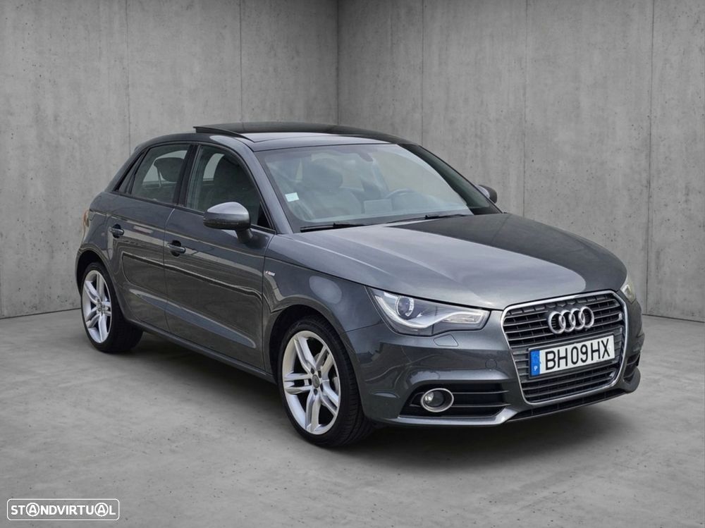 Audi A1 Sportback 1.6 TDi S-line S tronic - 4