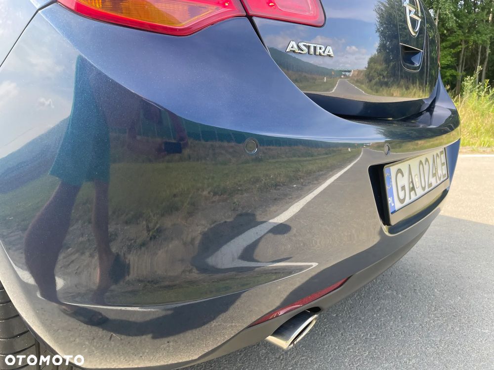 Opel Astra 1.4 Turbo Exklusiv - 11