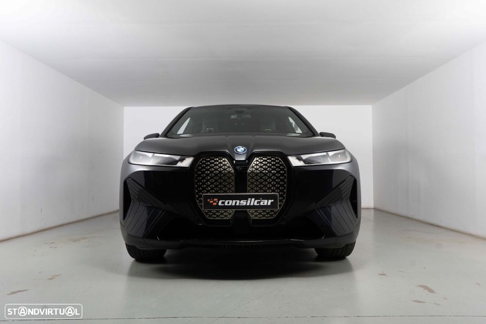 BMW iX xDrive 40 Pack Desportivo - 4