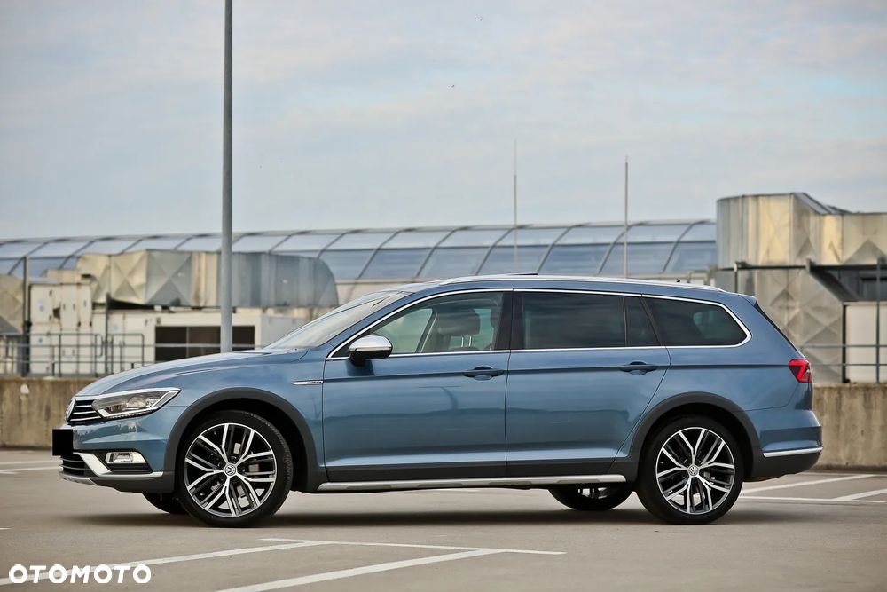Volkswagen Passat Alltrack - 9