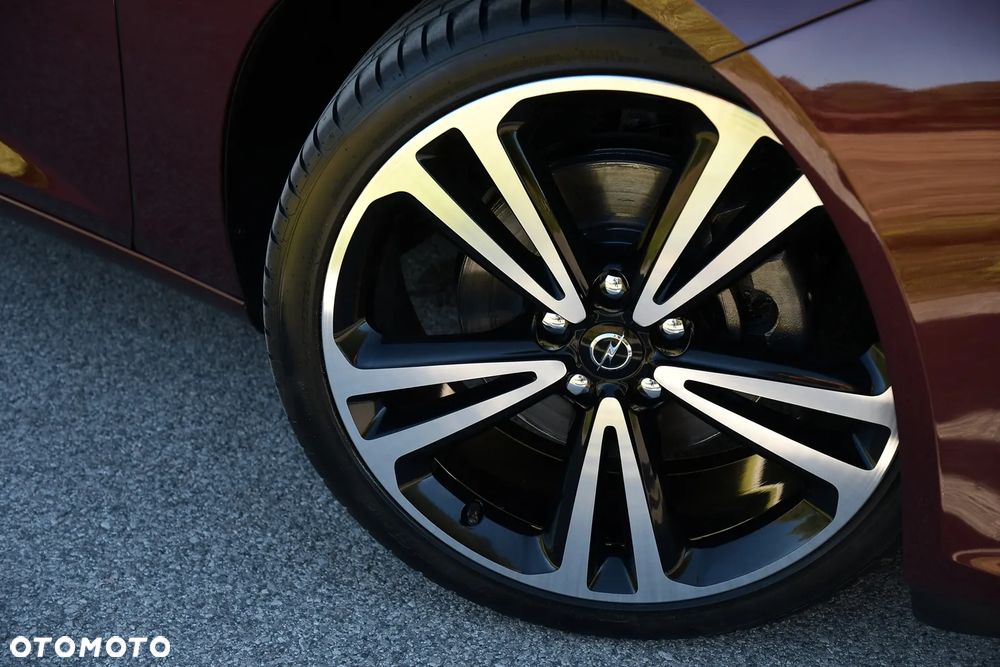 Opel Insignia - 16