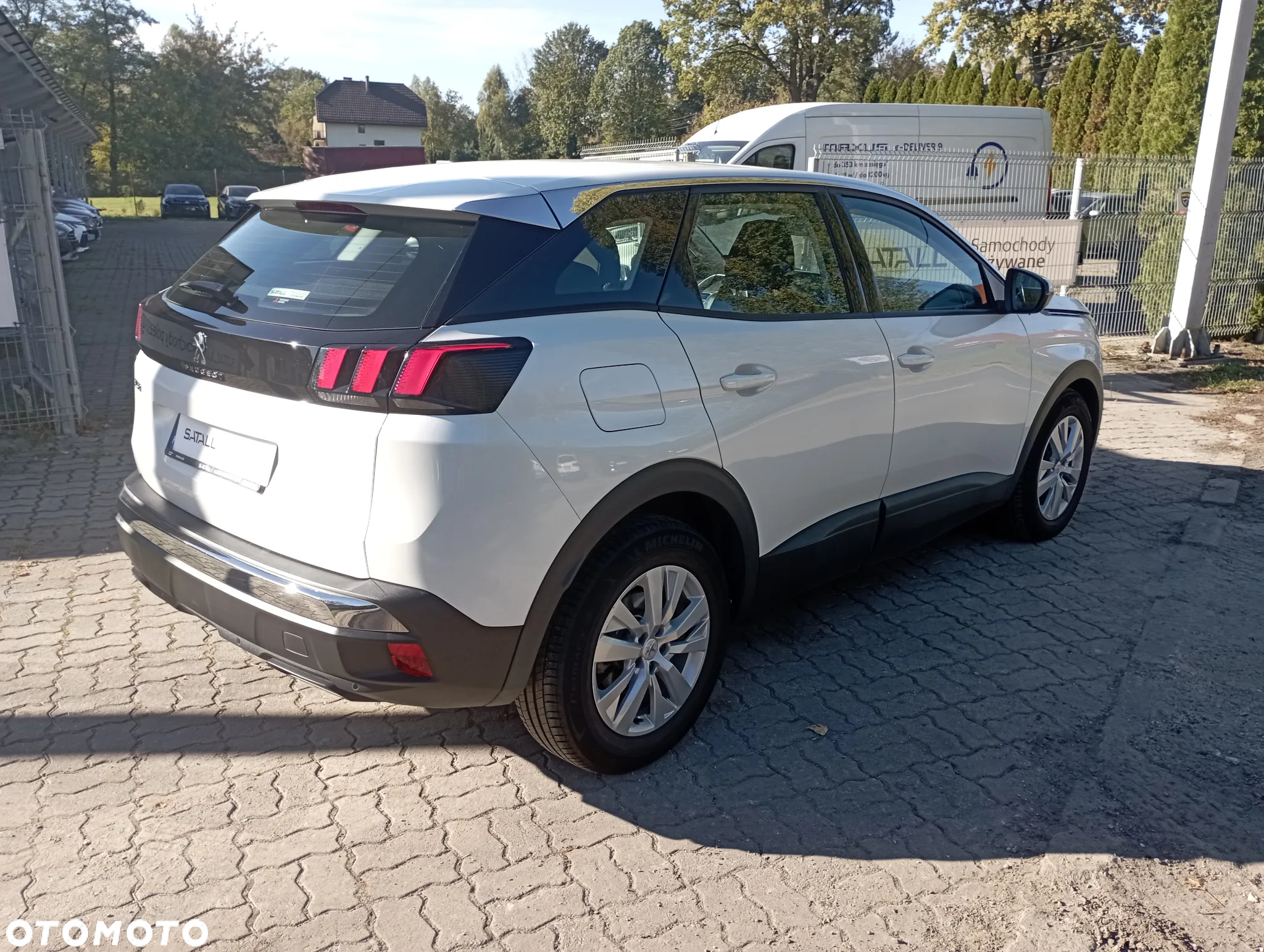 Peugeot 3008 1.2 PureTech Active S&S - 23