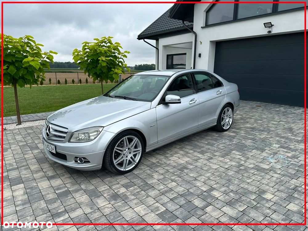 Mercedes-Benz Klasa C 220 CDI DPF Automatik BlueEFFICIENCY Avantgarde - 1