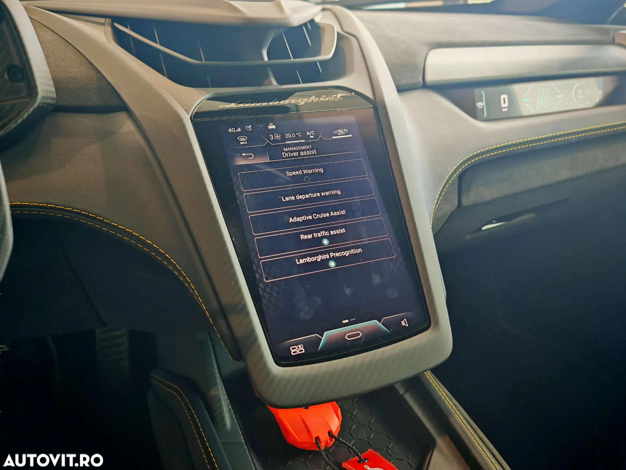 Lamborghini Revuelto - 25