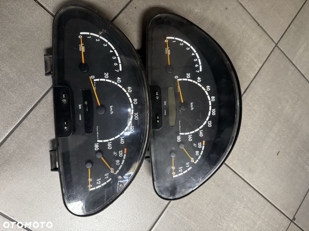 Licznik prędkościomierz zegar Mercedes Sprinter DC A001 446 6421 - 1