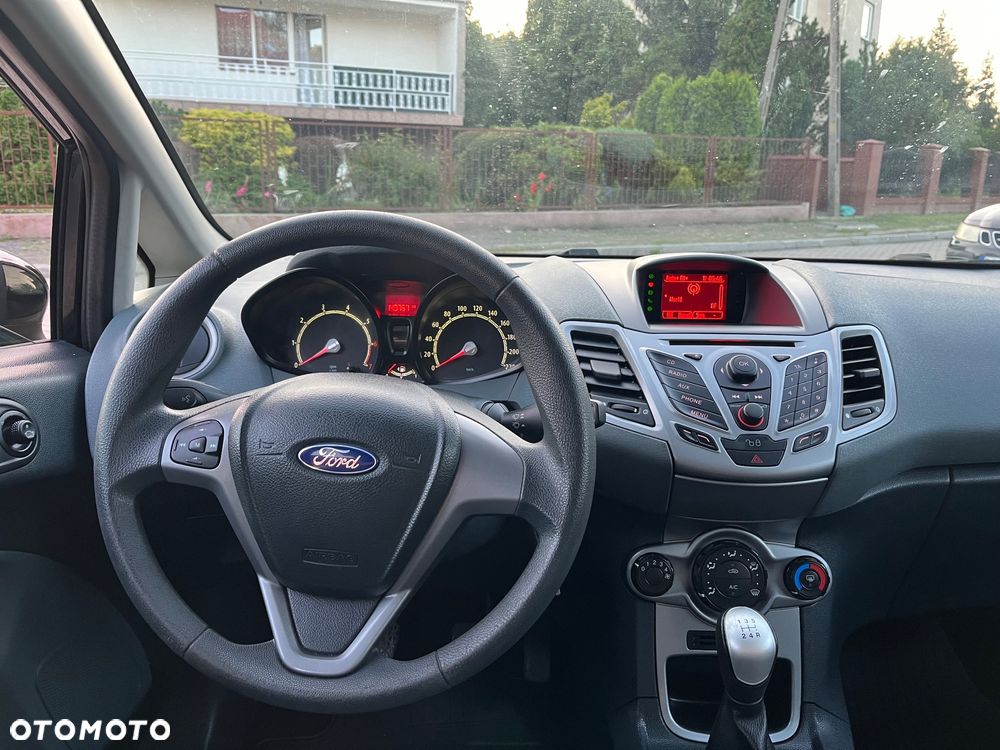 Ford Fiesta 1.25 Ambiente - 8
