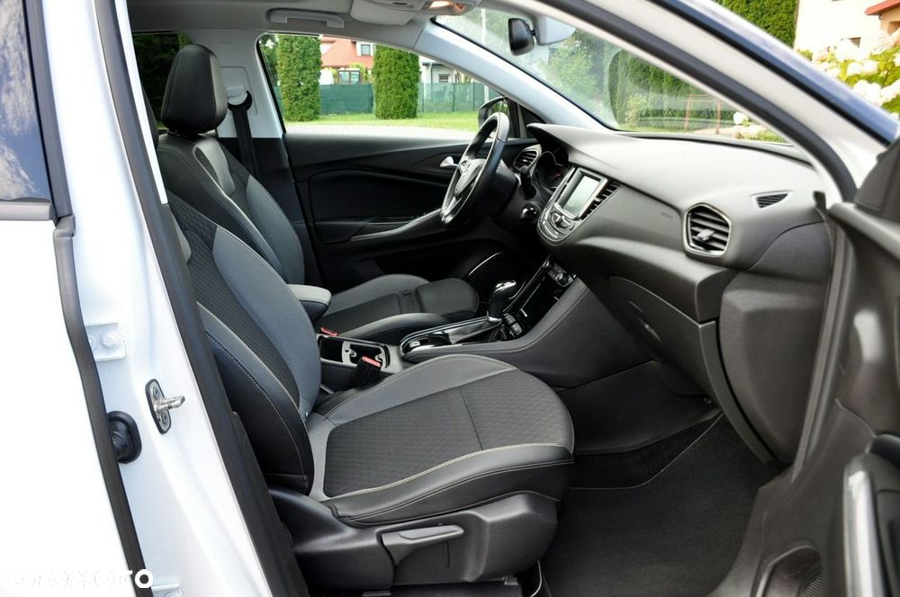 Opel Grandland X - 17