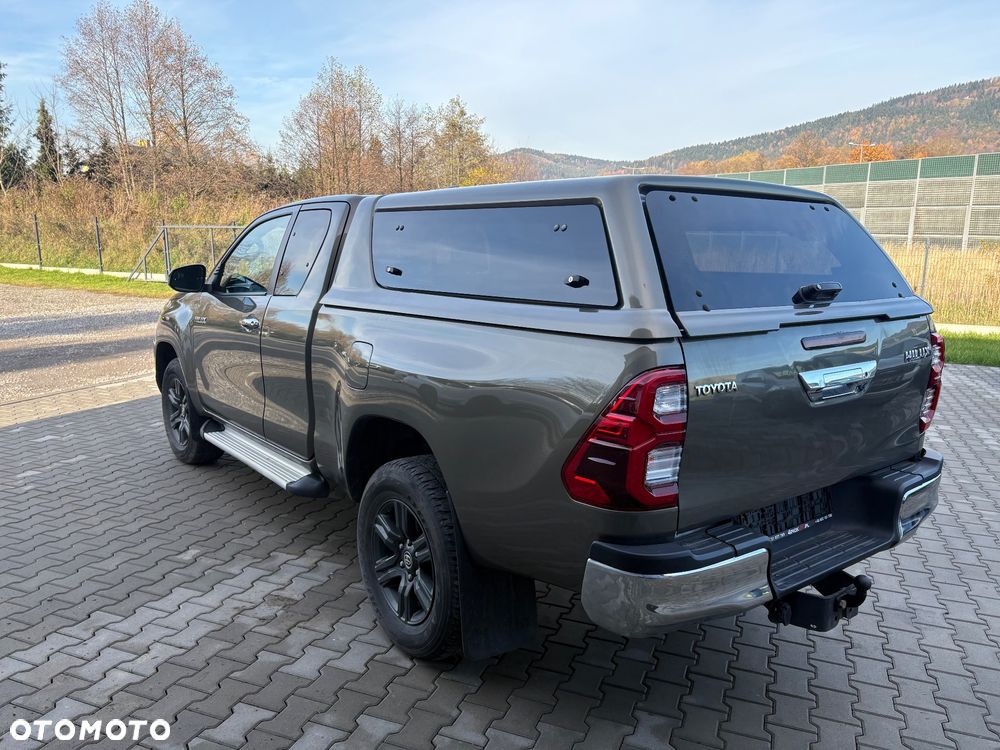 Toyota Hilux 2.4 D-4D Extra Cab Live 4x4 - 3