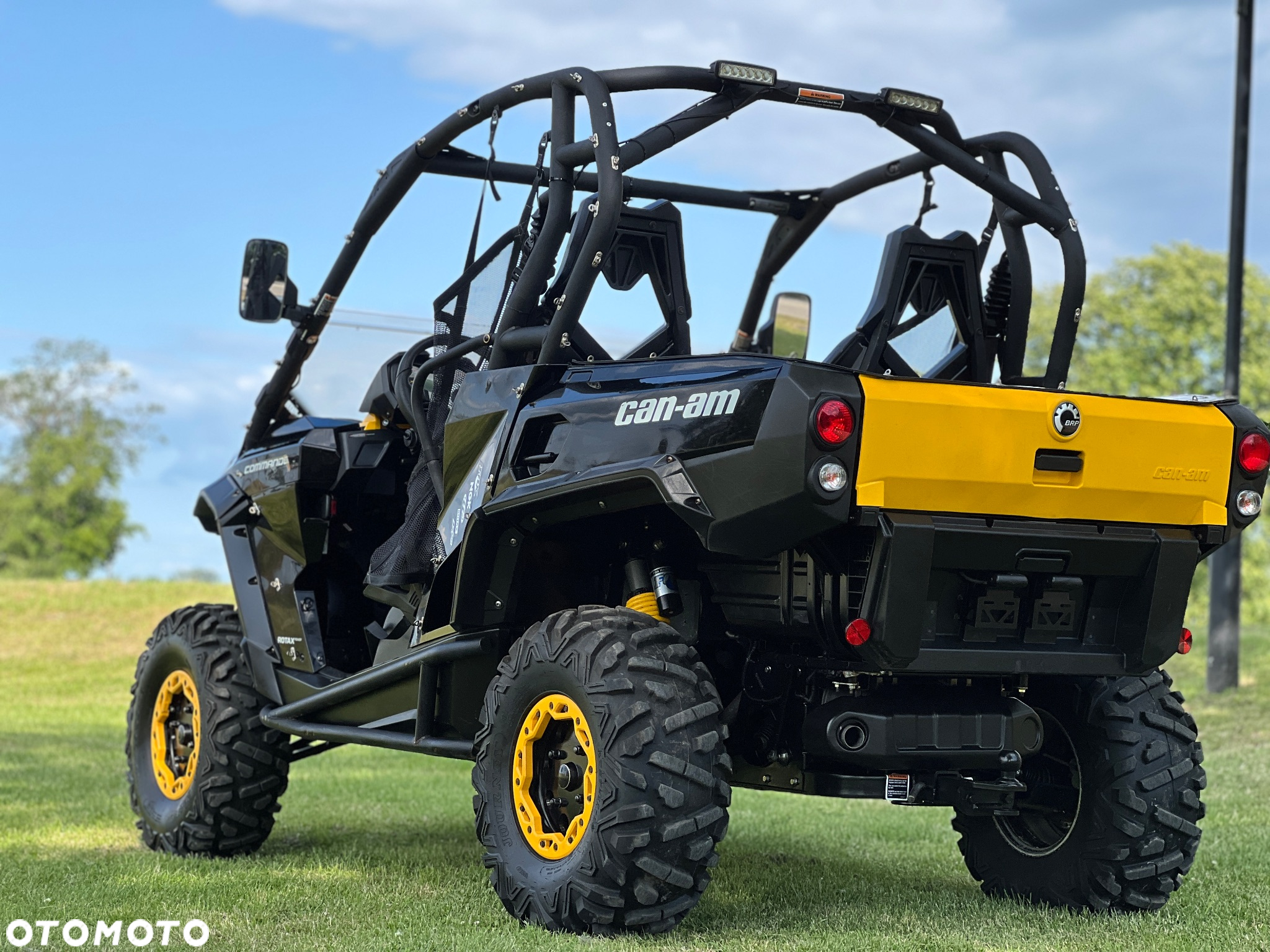 Can-Am Inny - 10