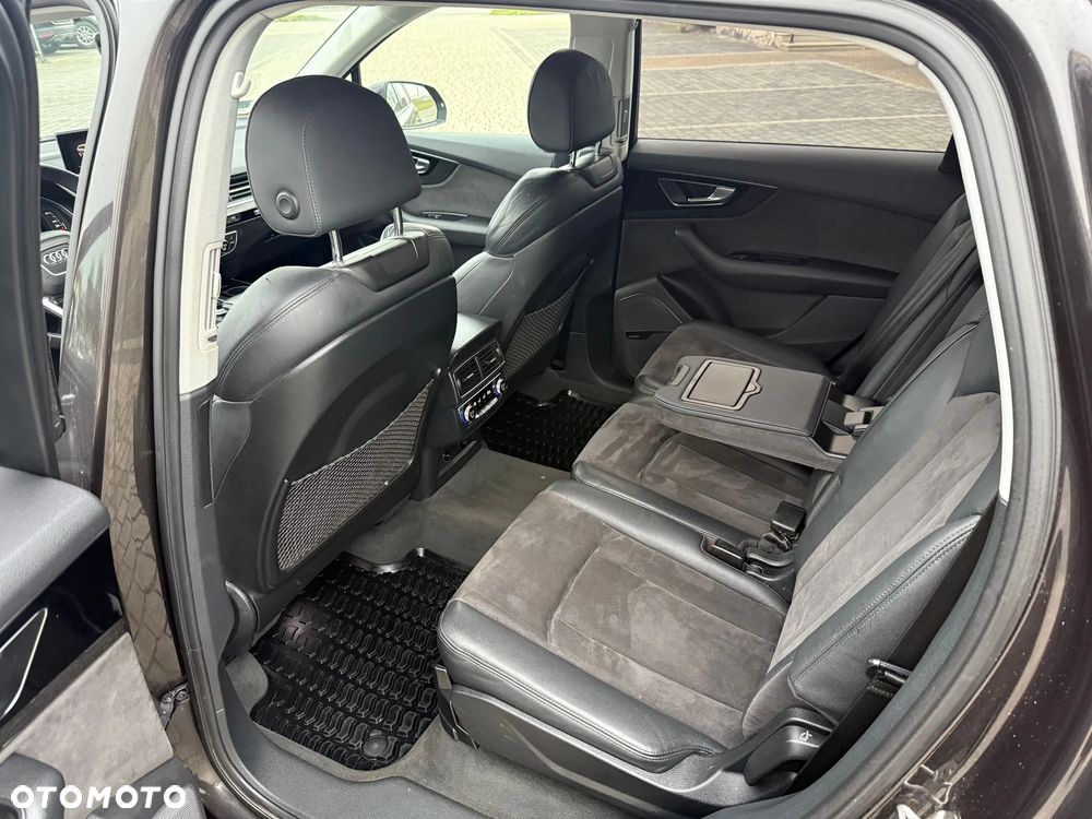 Audi Q7 50 TDI mHEV Quattro S Line Tiptr - 10