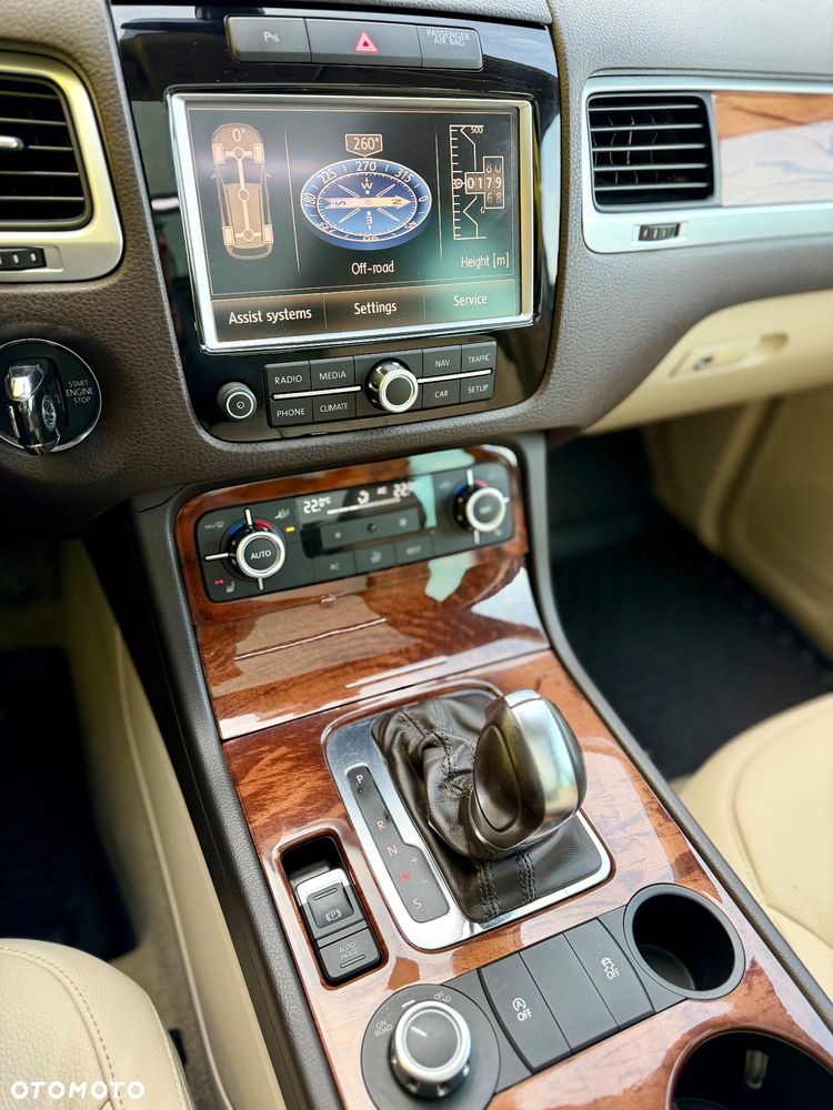 Volkswagen Touareg 3.0 V6 TDI DPF Perfect Tiptr - 17