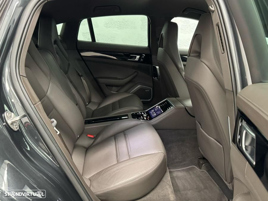 Porsche Panamera 4 E-Hybrid Executive - 50