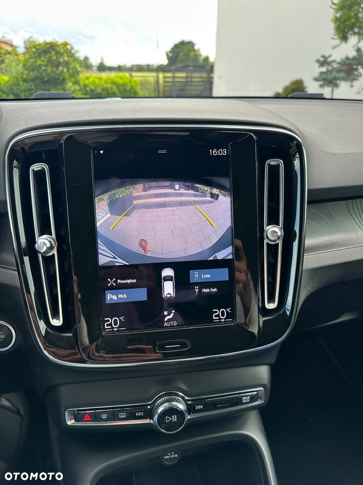 Volvo XC 40 - 21