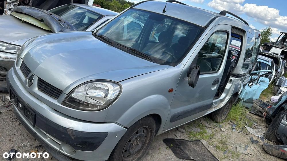Renault Kangoo 2003 poj. 1.5 DCi 82 KM- samochód na części - 6