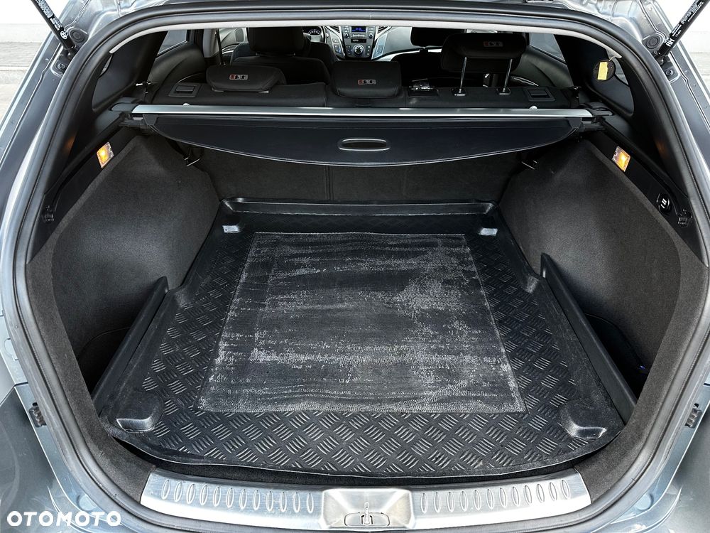 Hyundai i40 Kombi 1.6 Classic - 16