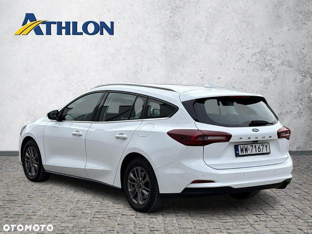Ford Focus 1.0 EcoBoost Titanium - 3