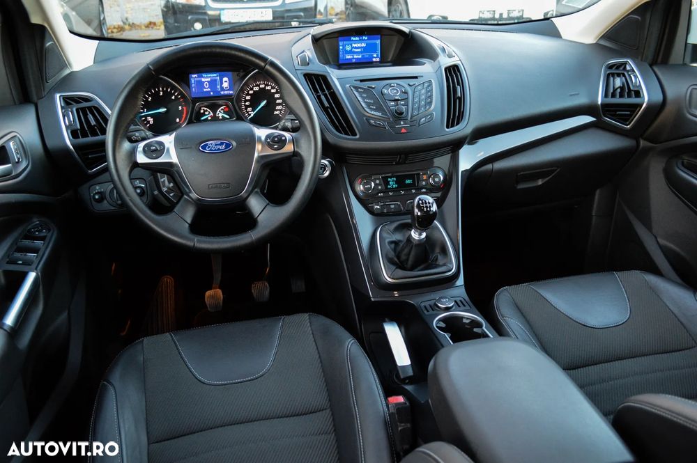 Ford Kuga 2.0 TDCi 2WD Titanium - 30